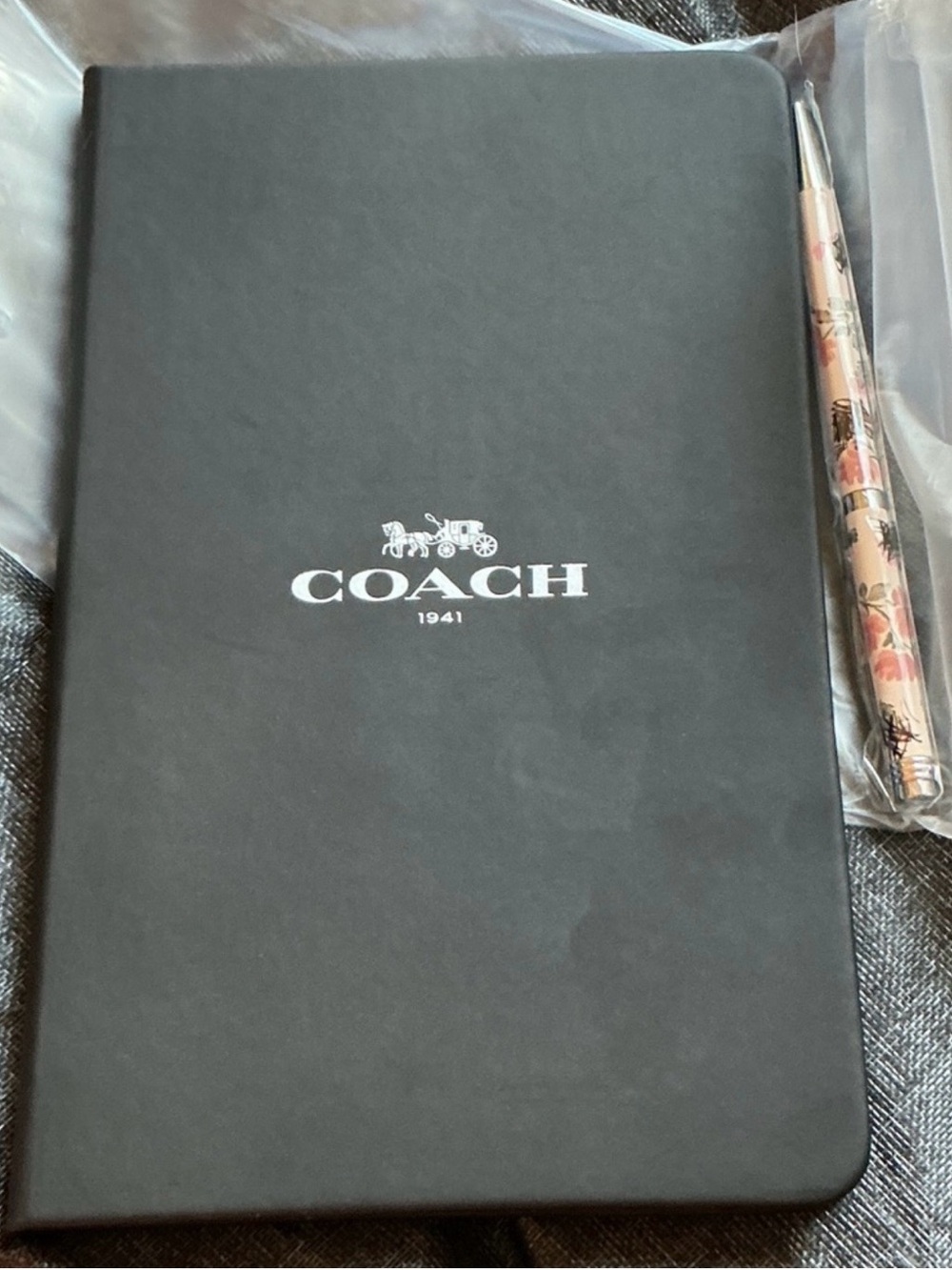 Coach Leather Journal with Floral Signature Pen NIP Japan Exclusive